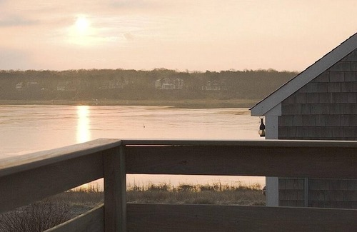 Orleans Cabaña | Impresionante Orleans Waterfront Cottage