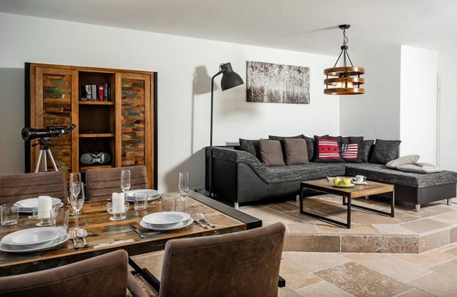 Hornum Apartamento | Fantastic sea view over the east side to the islands of Foehr and Amrum.