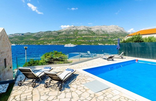 Cove Tri Zala (Zrnovo) Villa | Fantastic Seafront Villa | 4 Bedrooms | Villa Samostan Prestige | Stunning Sea Views & Enclosed Garden with Private Pool | Korcula