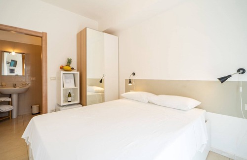 Strongoli Apartamento | Fantastic Suite a few steps from the Sea