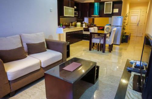 Senayan Apartamento | Fantastic View 2BR Apartment at FX Residence Sudirman By Travelio