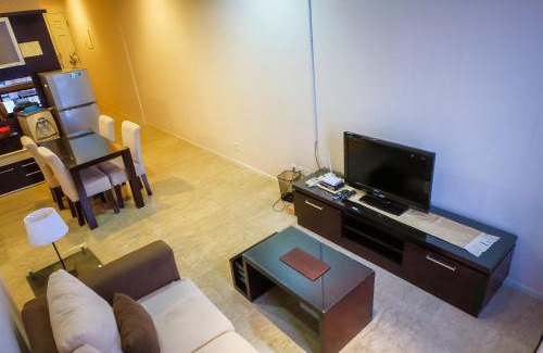 Senayan Apartamento | Fantastic View 2BR Apartment at FX Residence Sudirman By Travelio