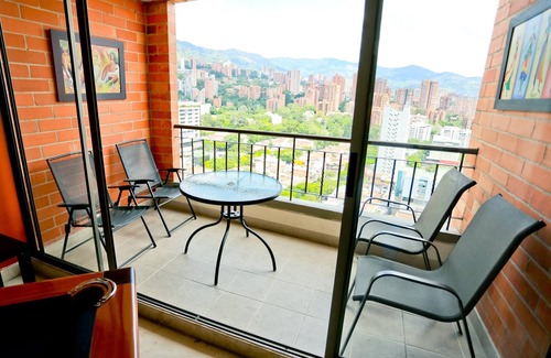 Lalinde Condominio | Vistas impresionantes Mejor ubicación