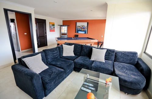 Lalinde Condominio | Vistas impresionantes Mejor ubicación