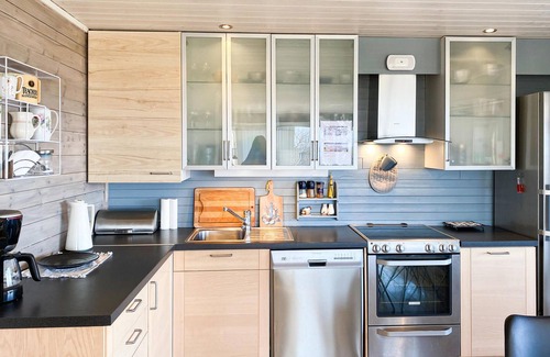 Valberg Casa | Fantastically located cottage with panoramic views of the sea and the islets.