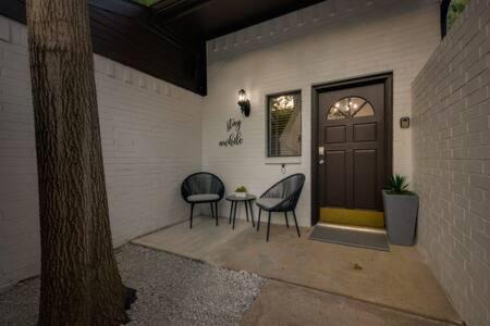 Far North Dallas Casa | Far North Dallas Chic Haven