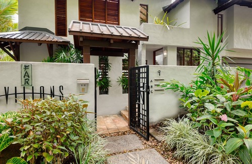 Port Douglas Villa | Far Pavilion Villa A