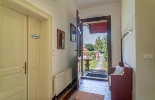 Krinec Casa | Fara Bošín