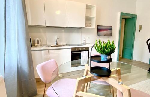 Centro Direzionale Apartamento | Fara Cinque Small Apartment