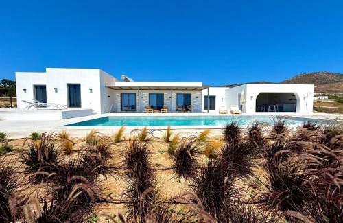 Paros Villa | Faragas Hill Euphoria Villa