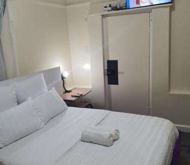 Oudtshoorn Casa | Faranie Guesthouse