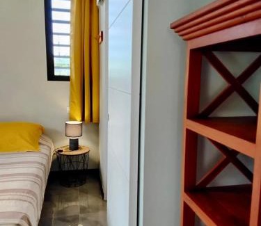 Pihaena Casa | Fare iti Moorea Sands cosy bungalow between sea and mountain on Moorea