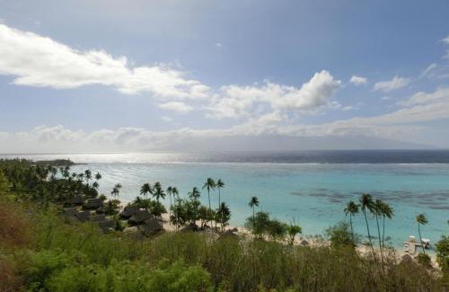 Pihaena Casa | Fare iti Moorea Sands cosy bungalow between sea and mountain on Moorea