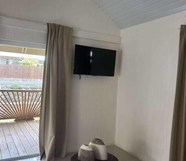 Teva I Uta Chalet De Esquí | Fare Moeanu by Anuarii Lodge cash only