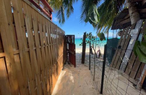 Punaauia Casa | Fare Oa'oa - Polynesian Bungalow w Beach Access