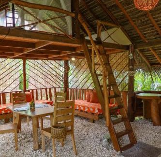 Fitii Otro | Fare Tearenui - Tu'i'anina Village Huahine