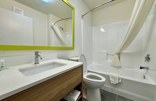 Fargo Hotel | Fargo Airport Inn