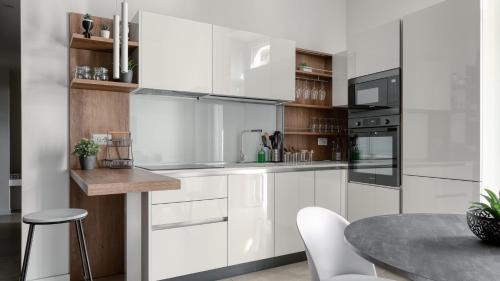 Zona Farini Apartamento | Farini 74 Design Apartment - Metro M3 WiFi AC