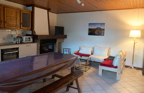 Mandailles-Saint-Julien Casa | Farm Cottage at Puy Mary