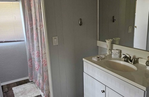 Buckingham Otro | Farm Cottage Countryside