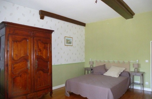Clomot Otro | Granja Cottage Ven y tómate un descanso!