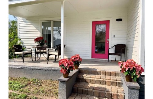 Smithville Casa | Farm house with modern twist.