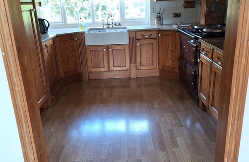 Barns Green Otro | Farm in Quiet Hamlet with horse and sheep