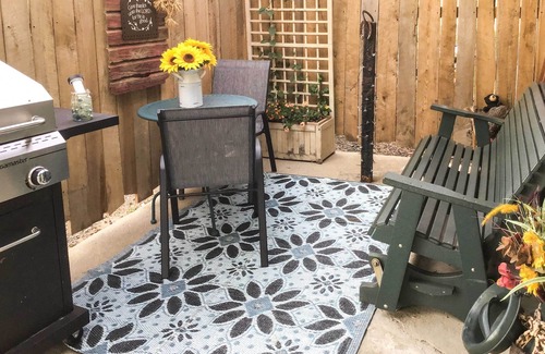 Goshen Apartamento | Cozy Goshen Studio: Unique Farm Stay!