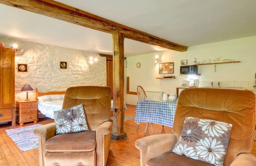 Builth Wells Casa | Perfecto para parejas que buscan un alojamiento a un precio muy razonable en una zona rural virgen,