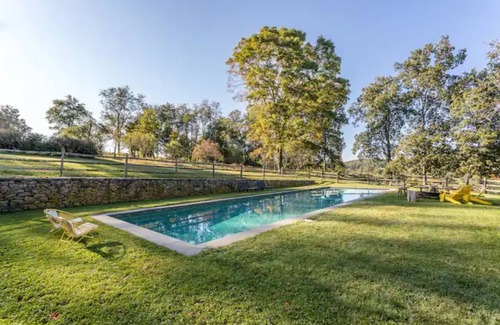 New Preston Cabaña | Farm Valley Cottage + 60 ft Pool