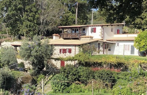Portela Cabaña | Farm with magnificent scenery near Gêres