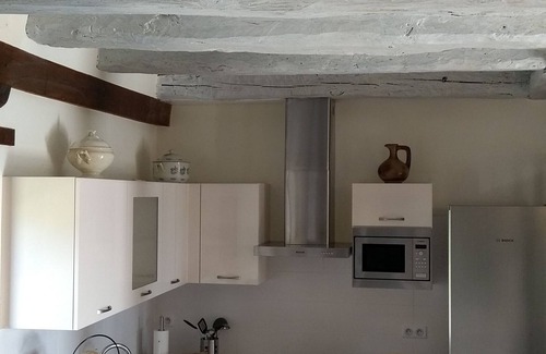 Sainte-Alvere Cabaña | Antigua casa de piedra, vallada, piscina privada climatizada, internet