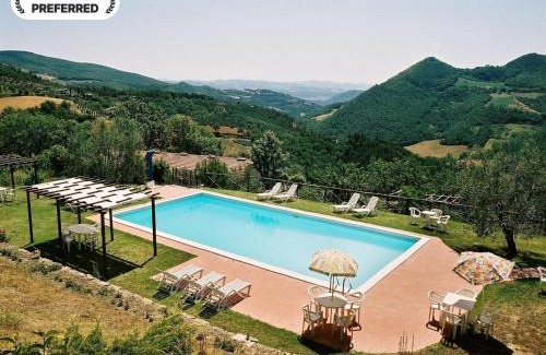 Monte Santa Maria Tiberina Casa | Farmhouse with stables, horses and the ability to make horseback riding