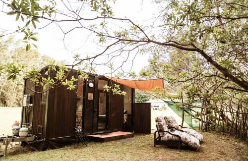Boambee East Casa | Farmhouse 2 at Coffs by Tiny Away