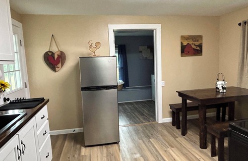 Piney Creek Otro | Farmhouse 2 minutes from The New River in Piney Creek, NC