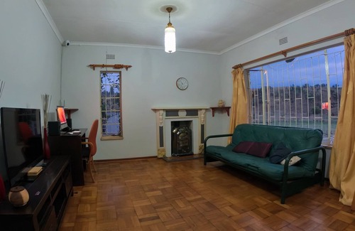 Mogale City Otro | Farmhouse - 5 minutes to the Cradle of Humankind