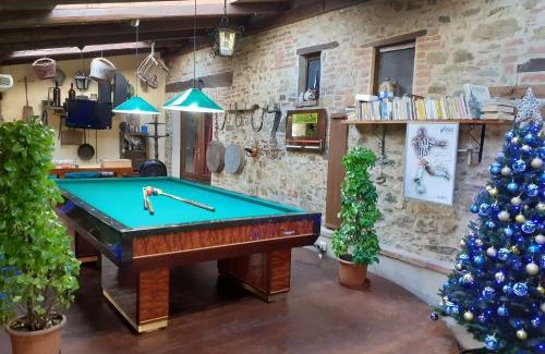 Castiglione del Lago Casa | Farmhouse by Lake Trasimeno with Pool