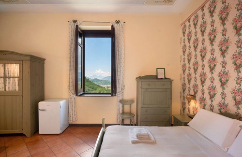 Fisciano Otro | Casa rural 'Camere Familiari' con vistas a la montaña, Wi-Fi y aire acondicionado