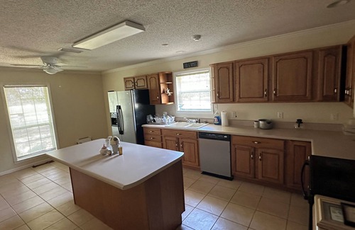 Clopton Otro | Farmhouse home located near Eufaula and Clayton, AL