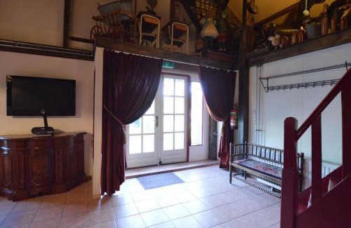 Municipality of Bergen op Zoom Casa | Farmhouse in Nieuwleusen near Lake and Nature