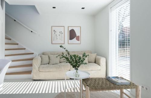 Oostkapelle Casa | Farmhouse in Zeeland with Saltwater Pool