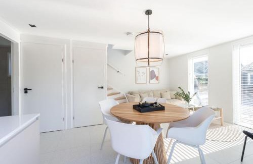 Oostkapelle Casa | Farmhouse in Zeeland with Saltwater Pool