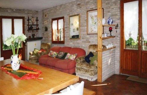 Rupoli Casa | Farmhouse in Fano with Pool & Adriatic Views