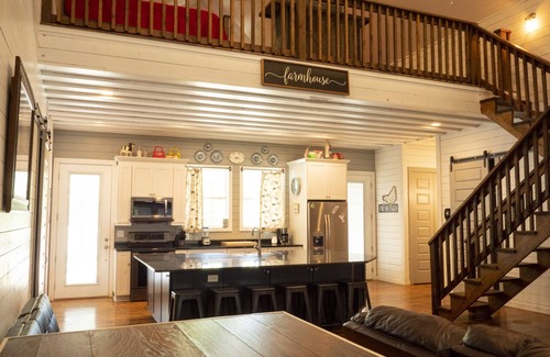 Sabinal Casa | Farmhouse - located on the 18th Hole