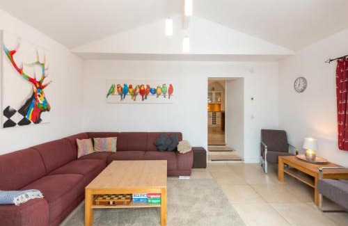 Niedernsill Casa | Farmhouse Niedernsill near Ski Slopes, cleaning included