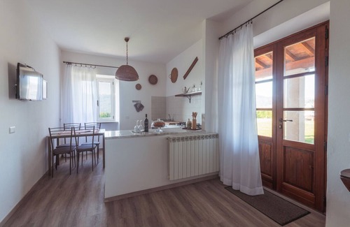 Nerbisci Otro | FARMHOUSE QUERCETO - APARTMENT SUNFLOWER