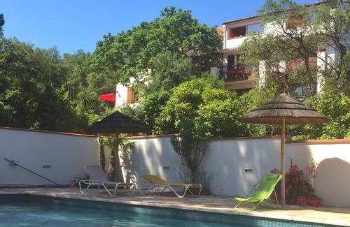 Argeles-sur-Mer Cabaña | Casa de campo entre mar y montañas en Argelès-sur-Mer en un lote con árboles de 3 hectáreas