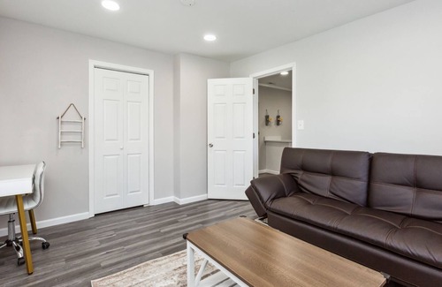 Dorsey Casa | Farmhouse-Style Home in Hanover!*Near BWI*