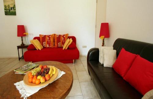 Beertsenhoven Casa | Farmhouse Wijlre near Scenic Lake, cleaning included