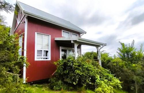 Berea Casa | Farmstay at off-grid self sufficient Heartwood Homestead